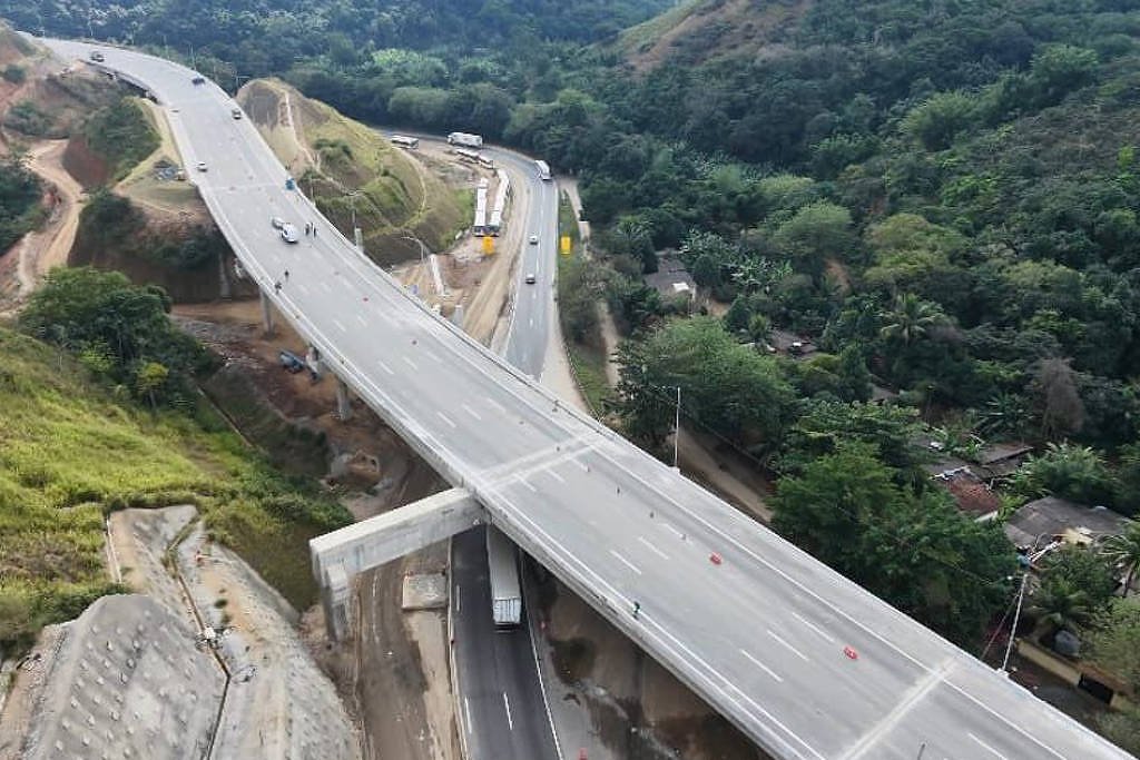 Motiva e Ecorodovias firmam parceria com Eletromidia para explorar publicidade na Dutra