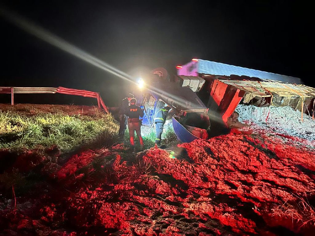 Motorista perde a vida após tombamento de carreta na Br-070 em Primavera do Leste