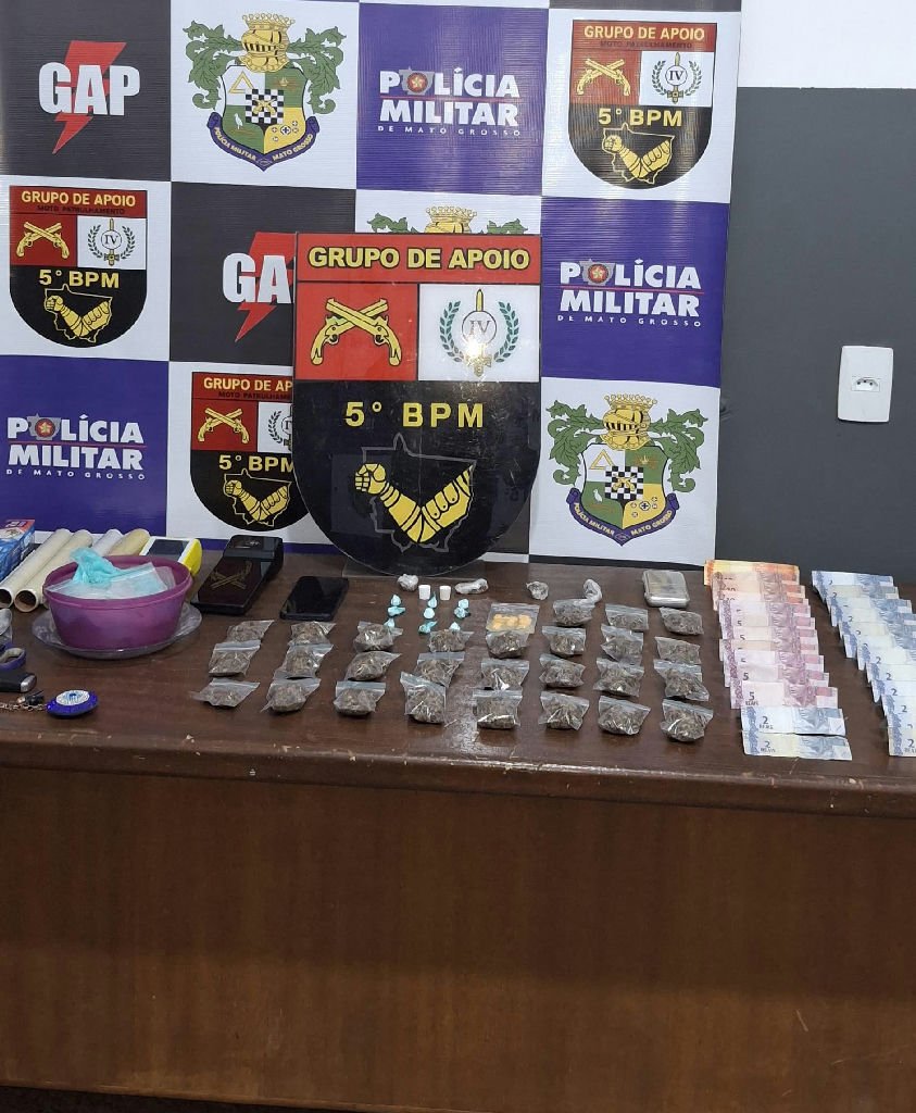 Polícia apreende drogas e materiais para tráfico em tabacaria de Rondonópolis