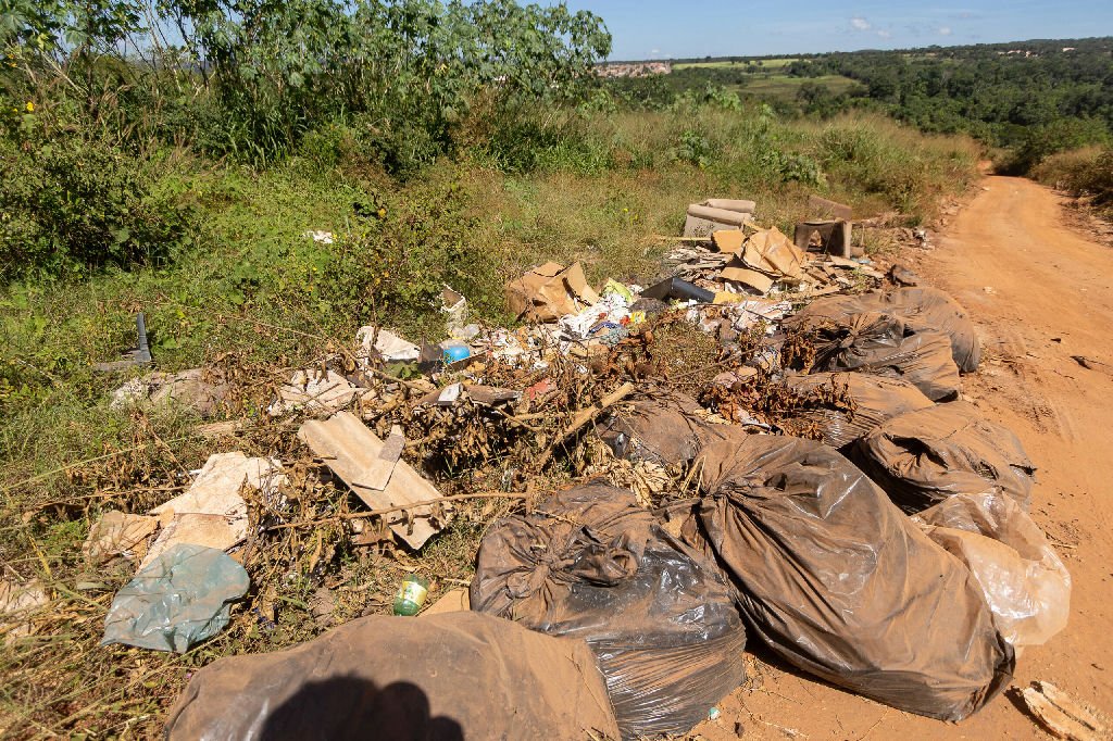 Rondonópolis intensifica fiscalização contra queimadas e descarte irregular de resíduos