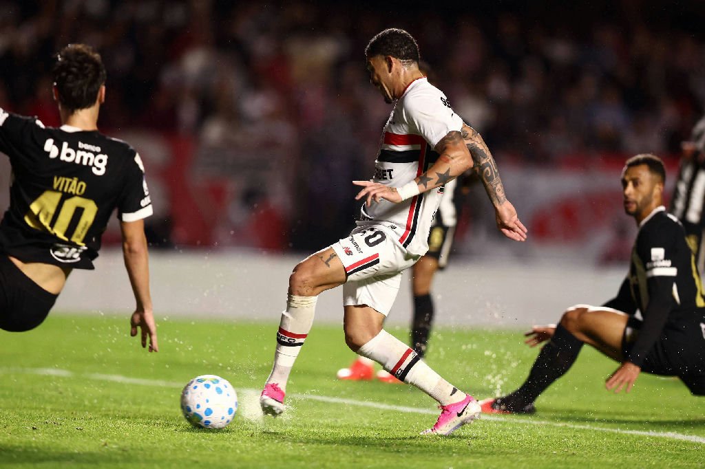 São Paulo se prepara para duelo decisivo contra o Boca Juniors pela Sul-americana