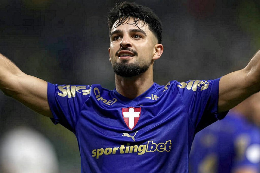 SBT propõe R$ 150 milhões para retomar direitos da Copa do Brasil até 2030