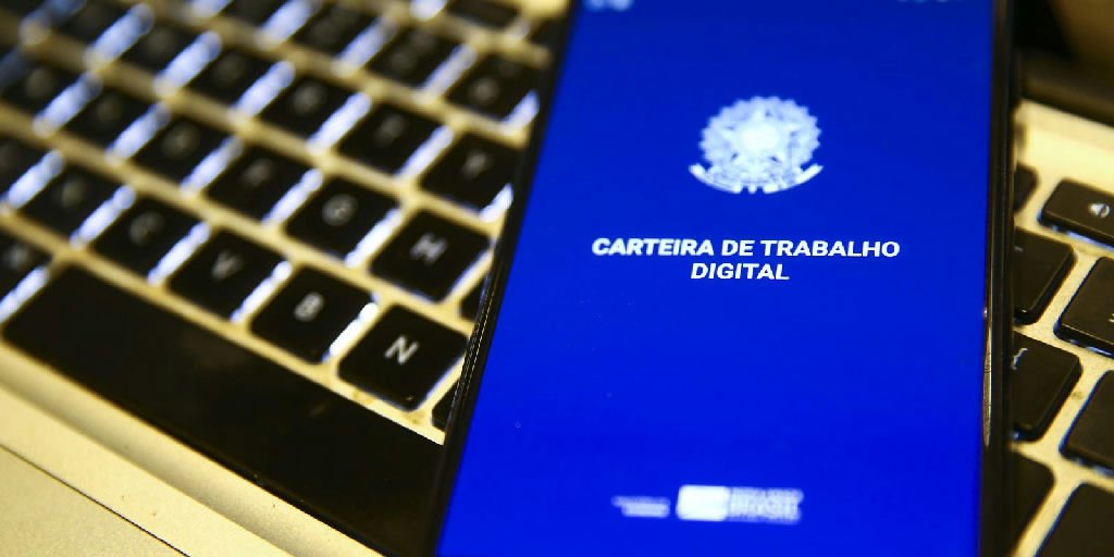 Taxa de desemprego atinge 5,3%, o menor índice desde 2012