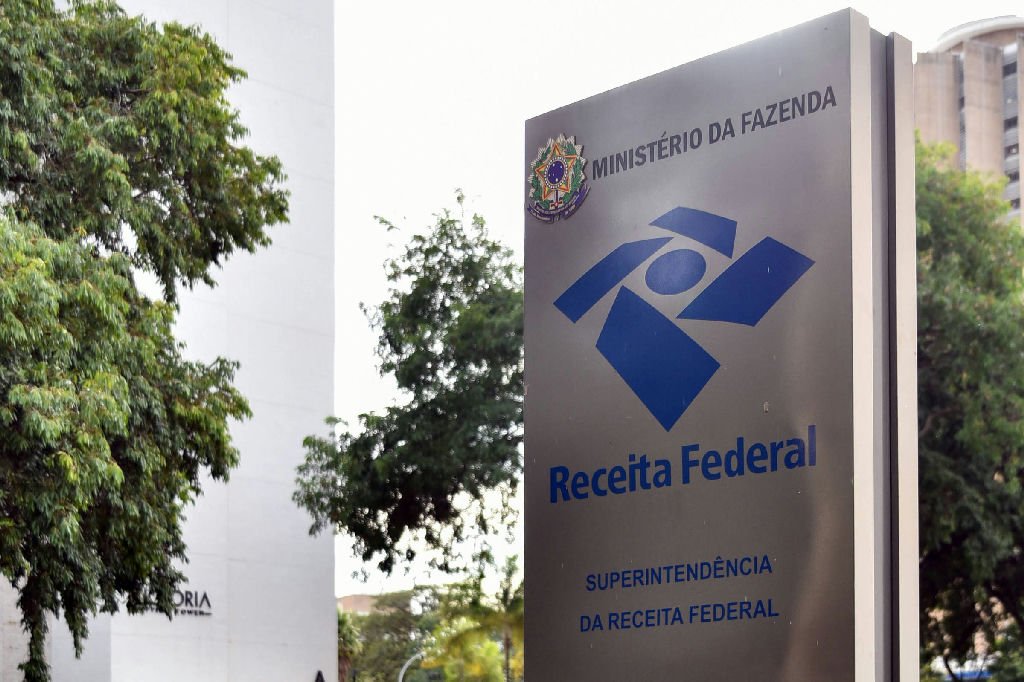 TCU alerta governo sobre riscos na previsão de receitas com taxação de dividendos