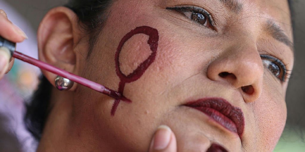 Agressões políticas aumentam em mês de luta contra a violência à mulher
