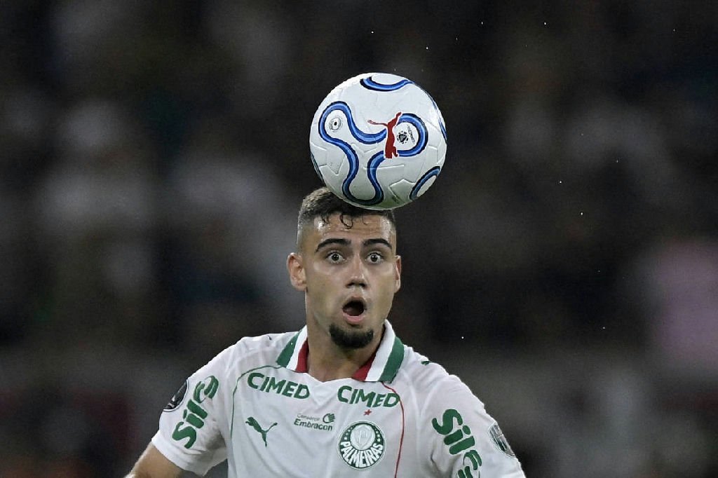 Andreas Pereira celebra vitória do Palmeiras sobre o Fluminense na Libertadores