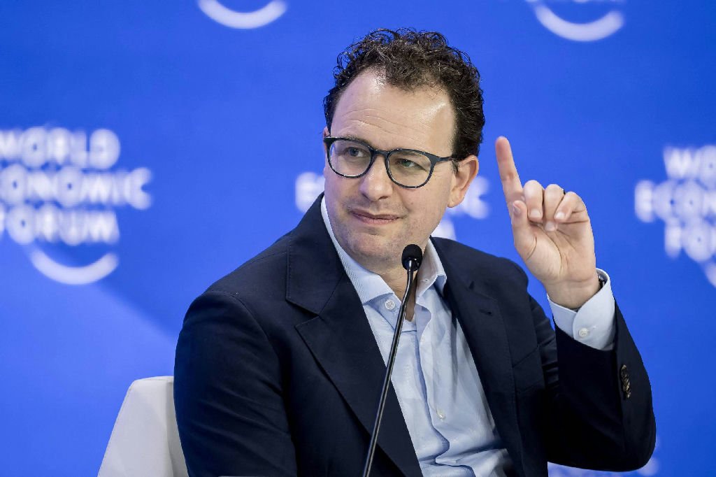 Anthropic anuncia pedido de IPO com crescimento impressionante e desafios financeiros