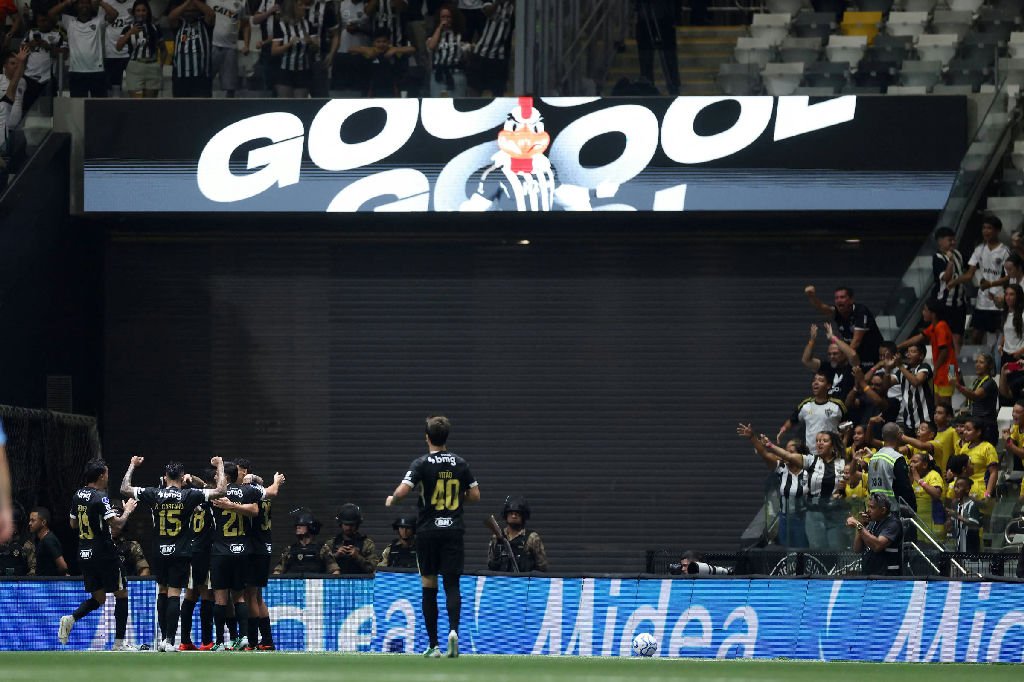Atlético-mg avança na Sul-americana com vitória convincente sobre o Torque