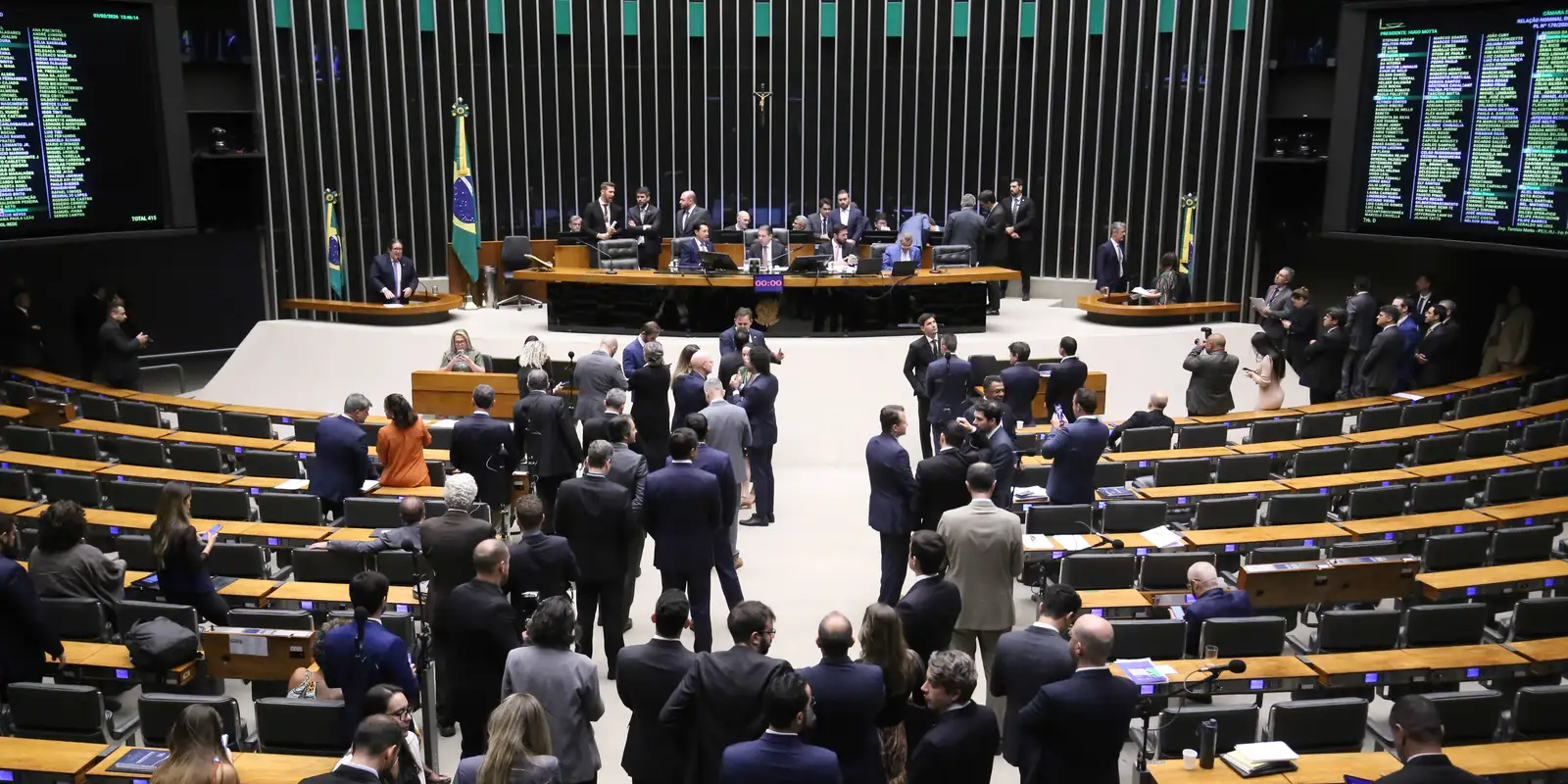 Bancada feminina do Congresso atinge recorde histórico com 109 deputadas eleitas