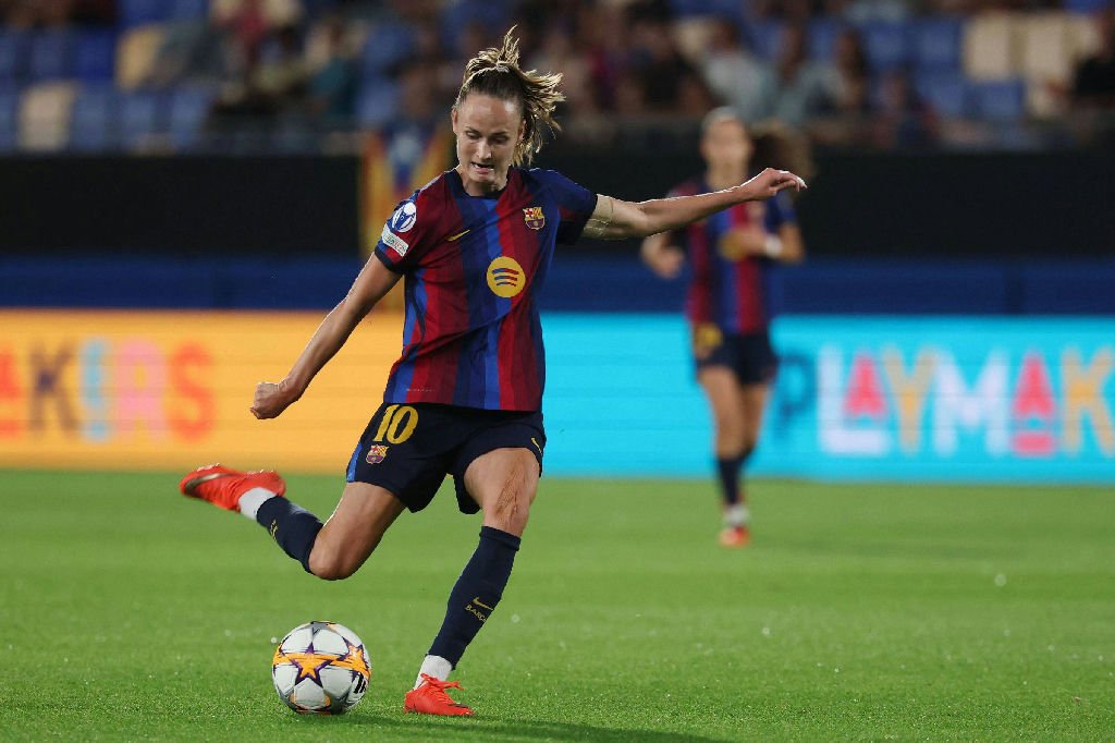 Barcelona feminino enfrenta sua primeira derrota em 350 dias