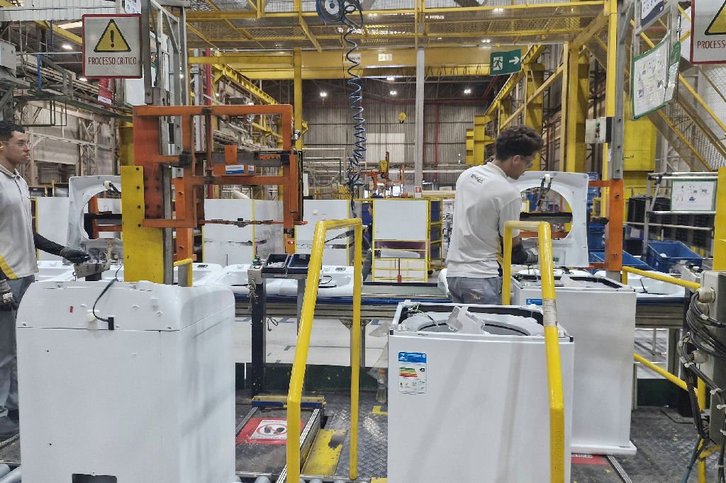 Brasil cai do 28º para o 62º lugar em ranking de crescimento industrial