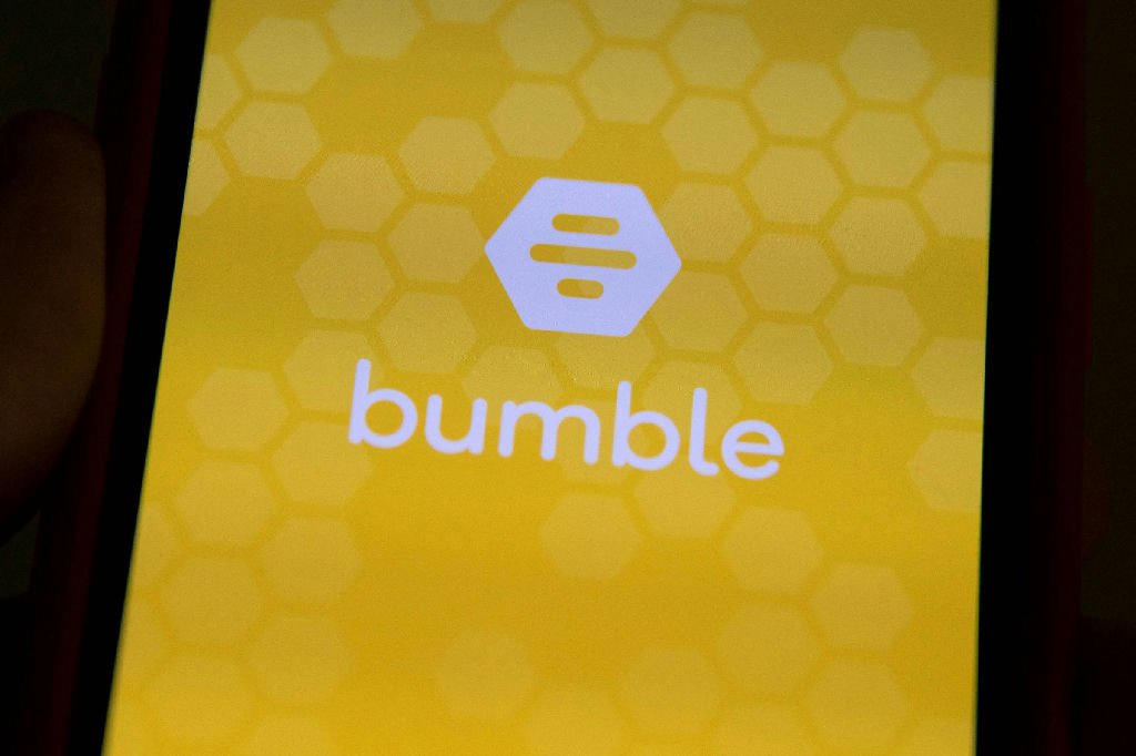 Bumble é vendida por US$ 1,3 bilhão após queda no número de usuários