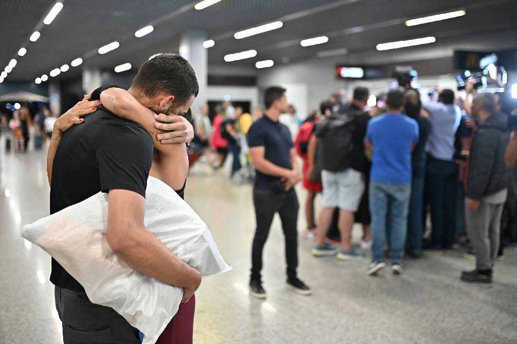 Cerca de 60% dos imigrantes brasileiros detidos nos EUA são deportados