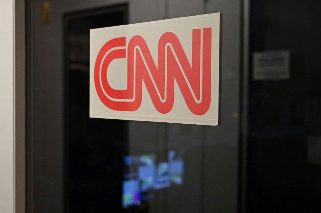 CNN expande serviço de streaming e mira receita de US$ 1 bilhão sob liderança de David Ellison