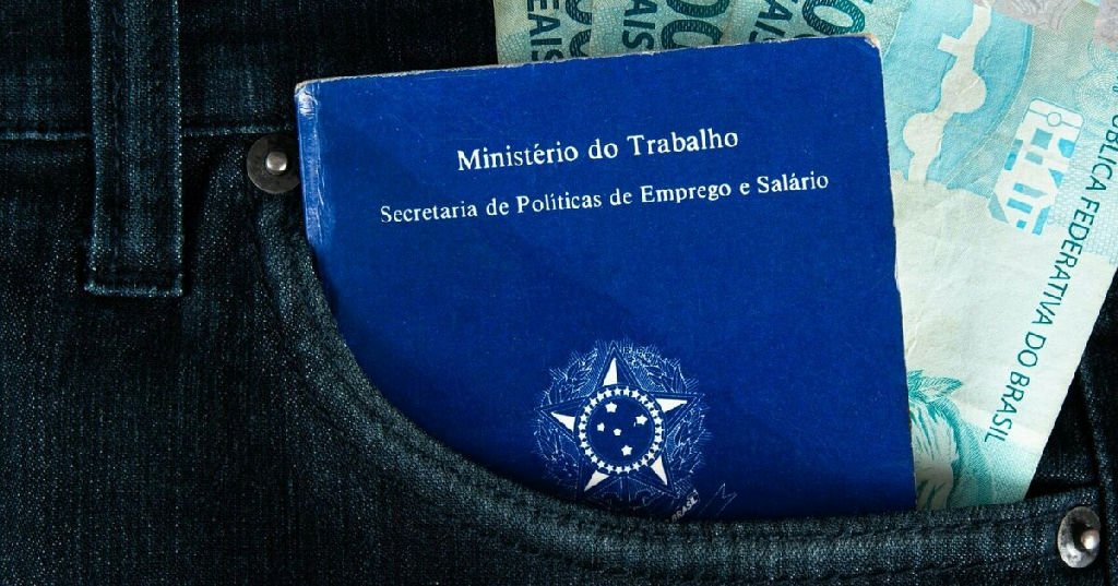 Como contribuir ao INSS mesmo sem carteira assinada