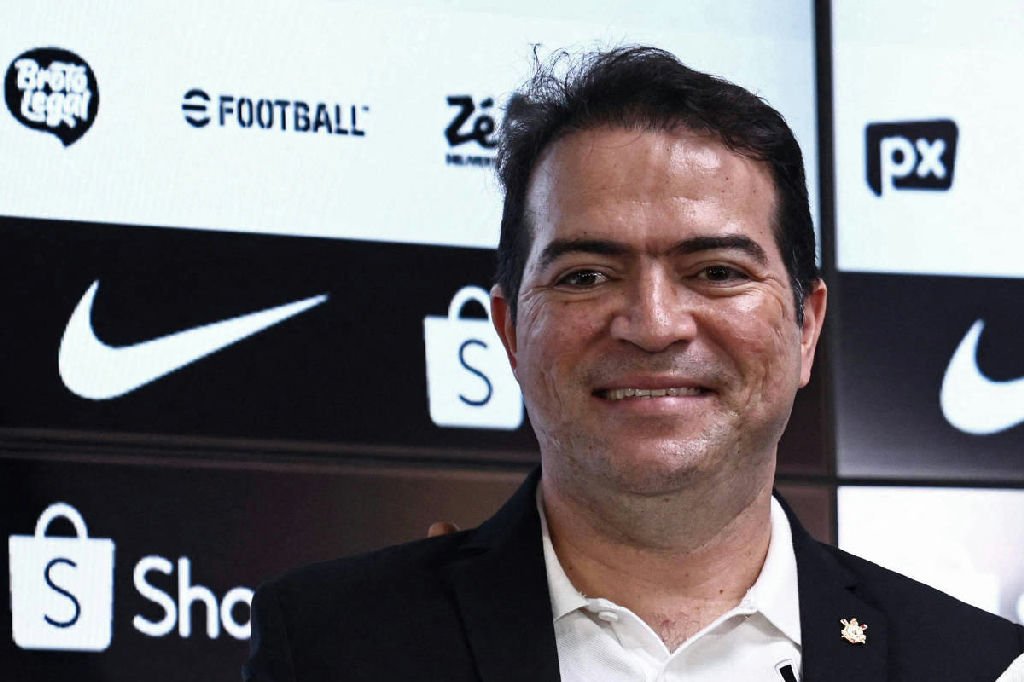 Corinthians demite Marcelo Paz em meio à crise no Campeonato Brasileiro