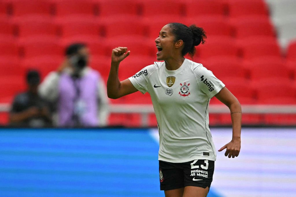 Corinthians vira jogo contra Santa Fe e avança para a final da Libertadores feminina