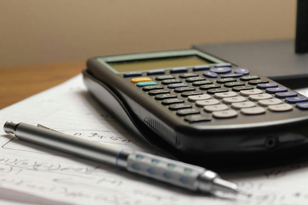 Cresce em 20% a busca por consultoria financeira com aumento da inadimplência no Brasil