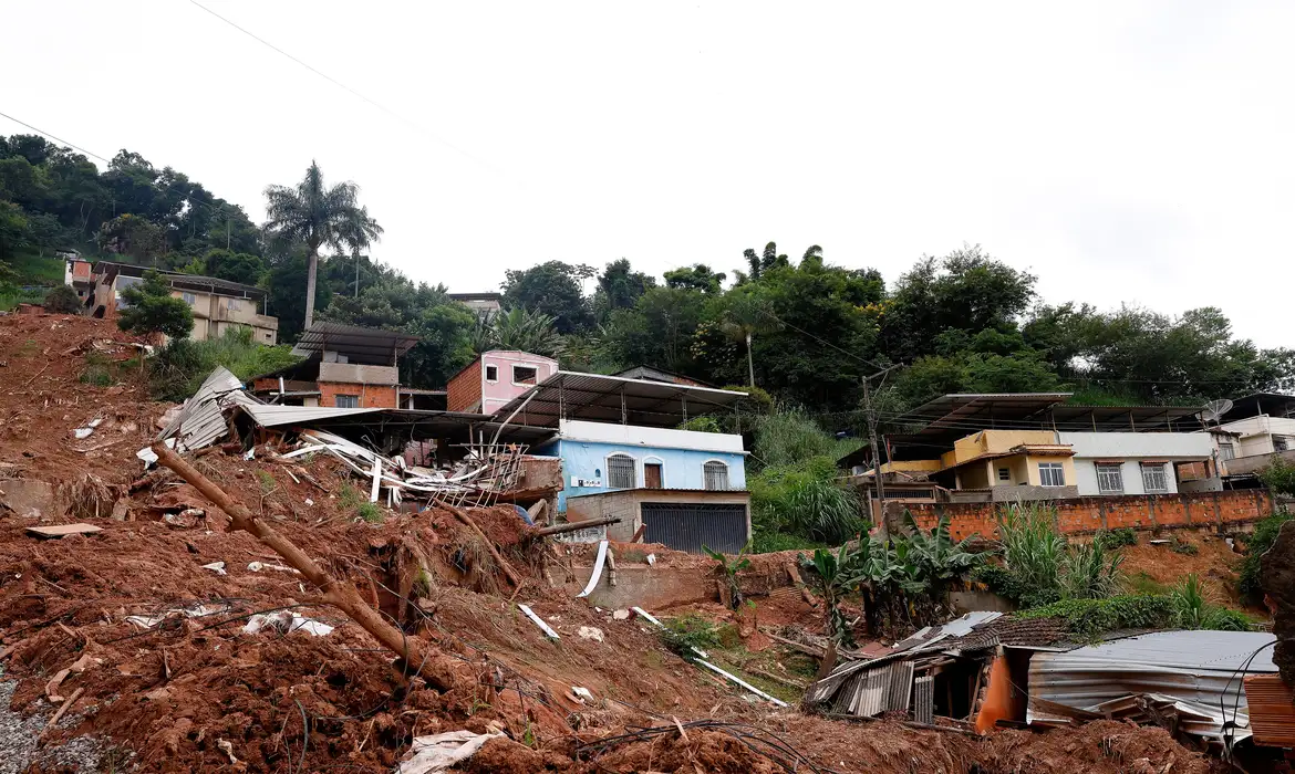 Defesa civil ganha R$ 300 milhões para ações de gestão de riscos e desastres