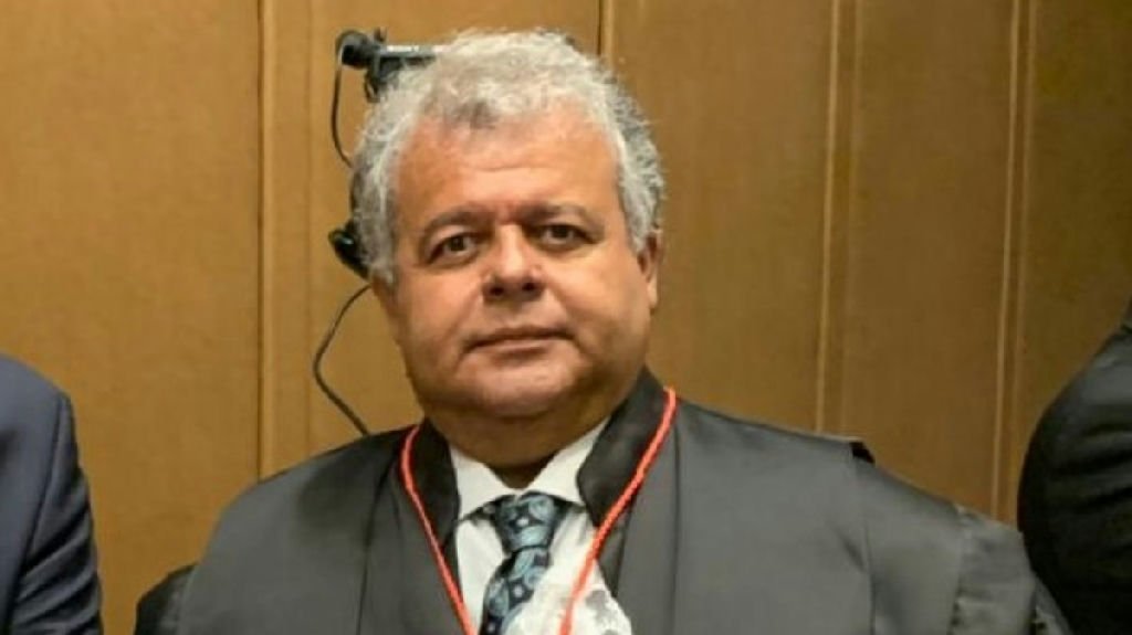Desembargador do RJ é investigado pela PF por suposta venda de sentenças no setor imobiliário
