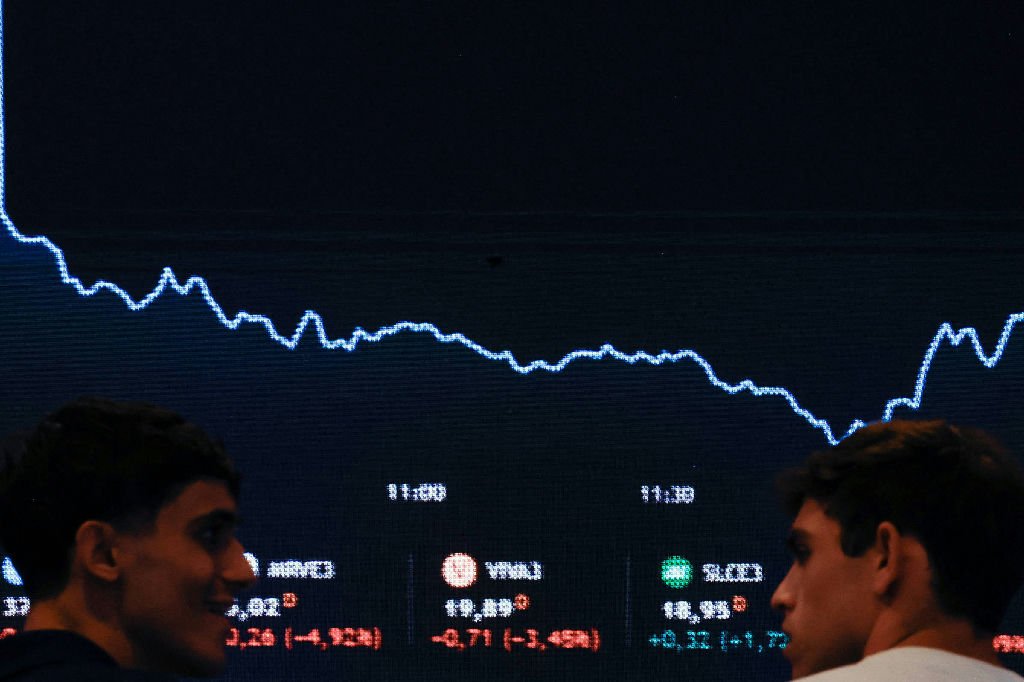 Dólar inicia o dia em queda após pesquisa Datafolha e dados de emprego dos EUA