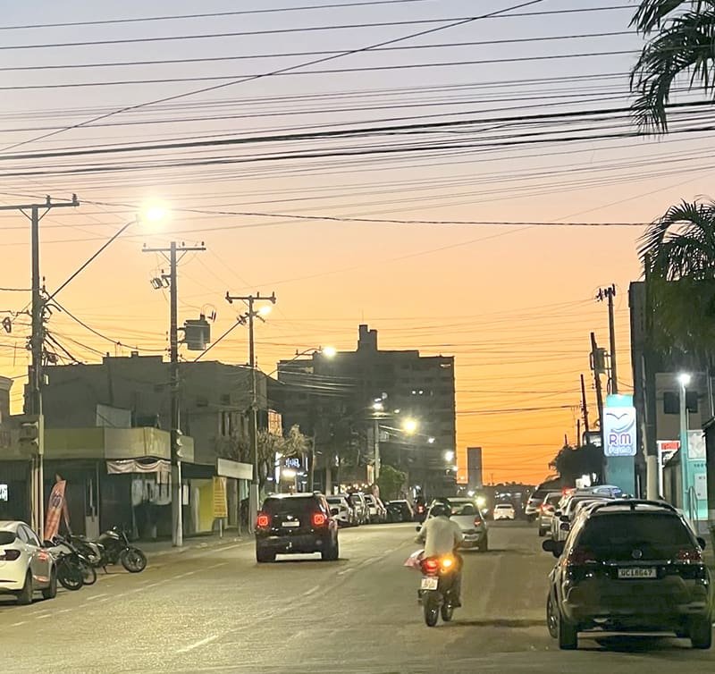 Domingo de eleições em Rondonópolis promete calor extremo e alerta de tempestade
