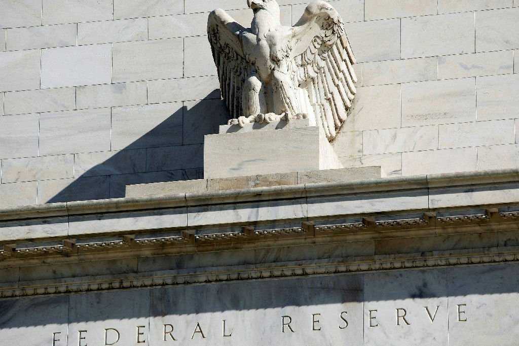 Fed deve manter juros nos EUA, mas pausa pode ser breve
