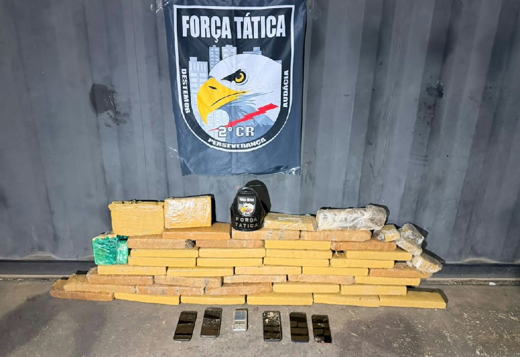Força Tática apreende 44 tabletes de drogas enterrados em Cuiabá