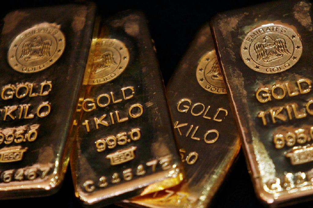 Golpistas enganam noruegueses a comprar ouro e deixá-lo em florestas