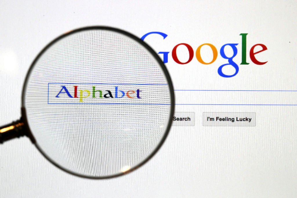 Google vai aumentar visibilidade de notícias e links em seu modo IA