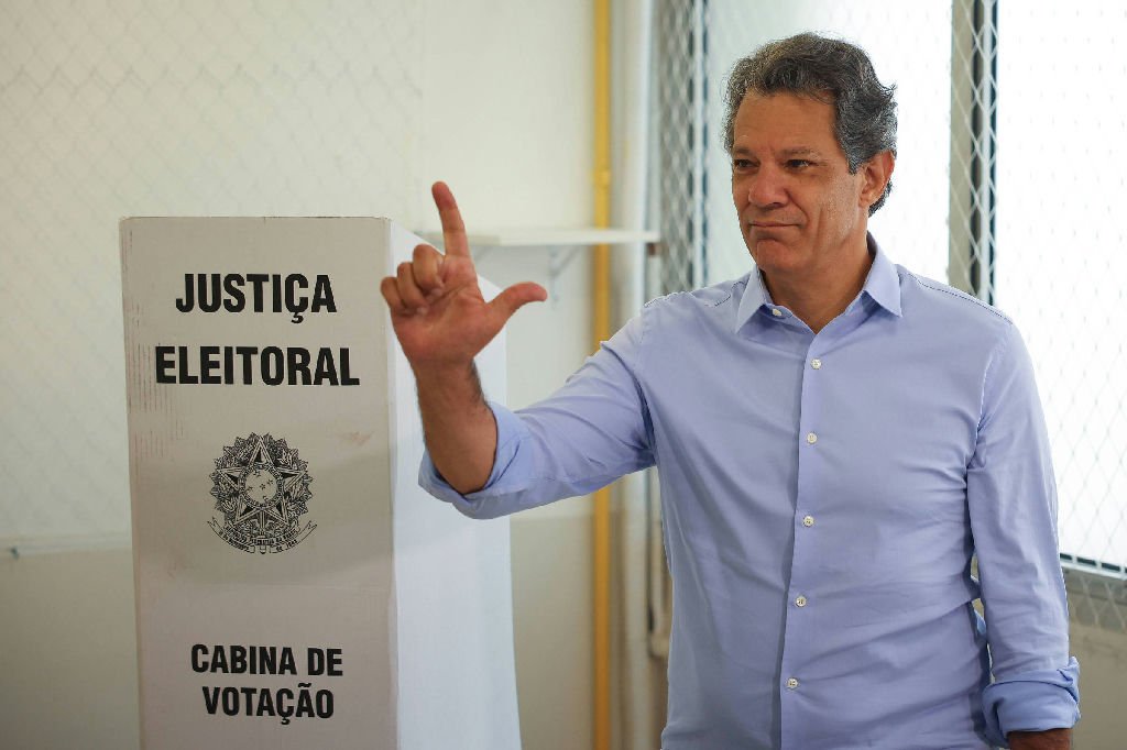 Haddad não confirma retorno ao governo Lula em caso de reeleição