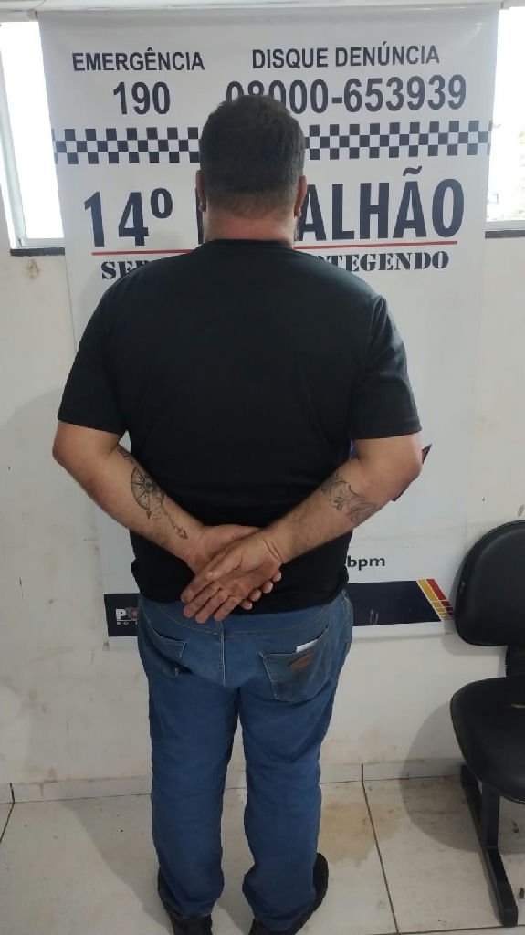 Homem é detido no Fórum de Primavera do Leste por dívida de pensão alimentícia