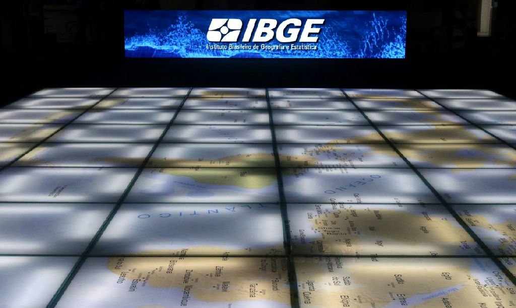 IBGE recebe autorização para contratar 325 profissionais temporários