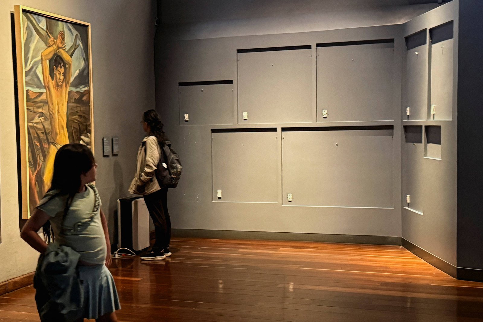 Justiça colombiana determina devolução de obras sobre feminismo e direitos Lgbtqia+ em museu