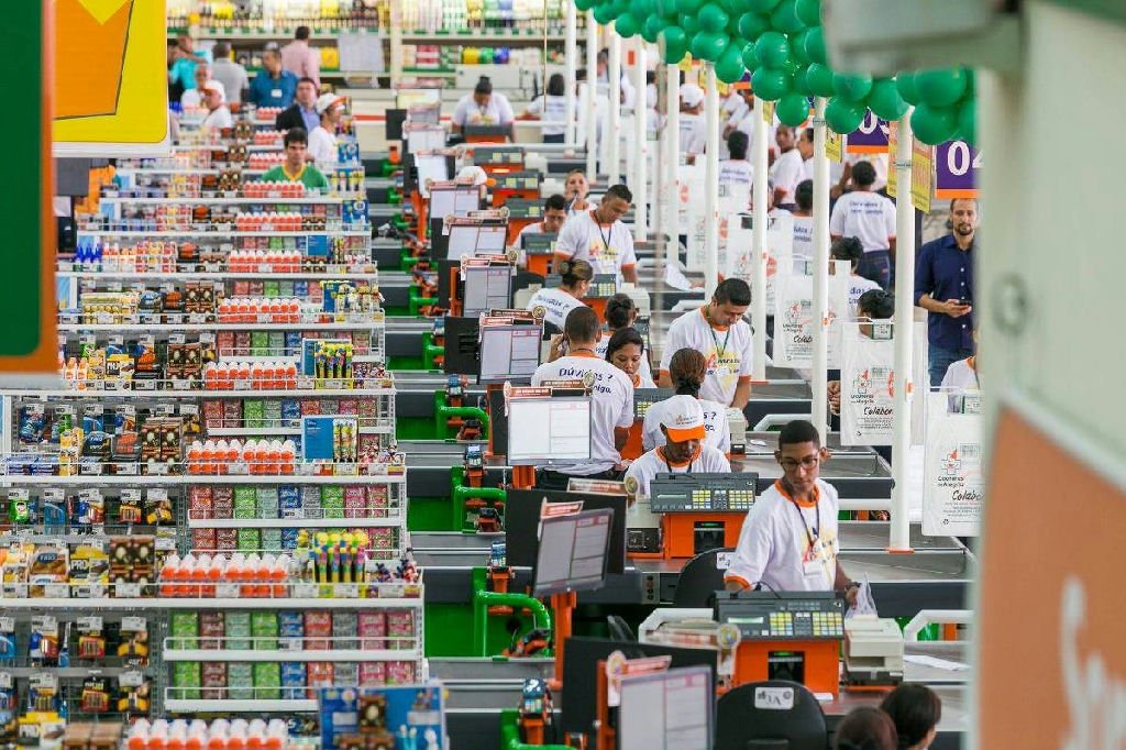 Justiça condena Atacadão a indenização de R$ 50 mil por venda de produtos impróprios ao consumo