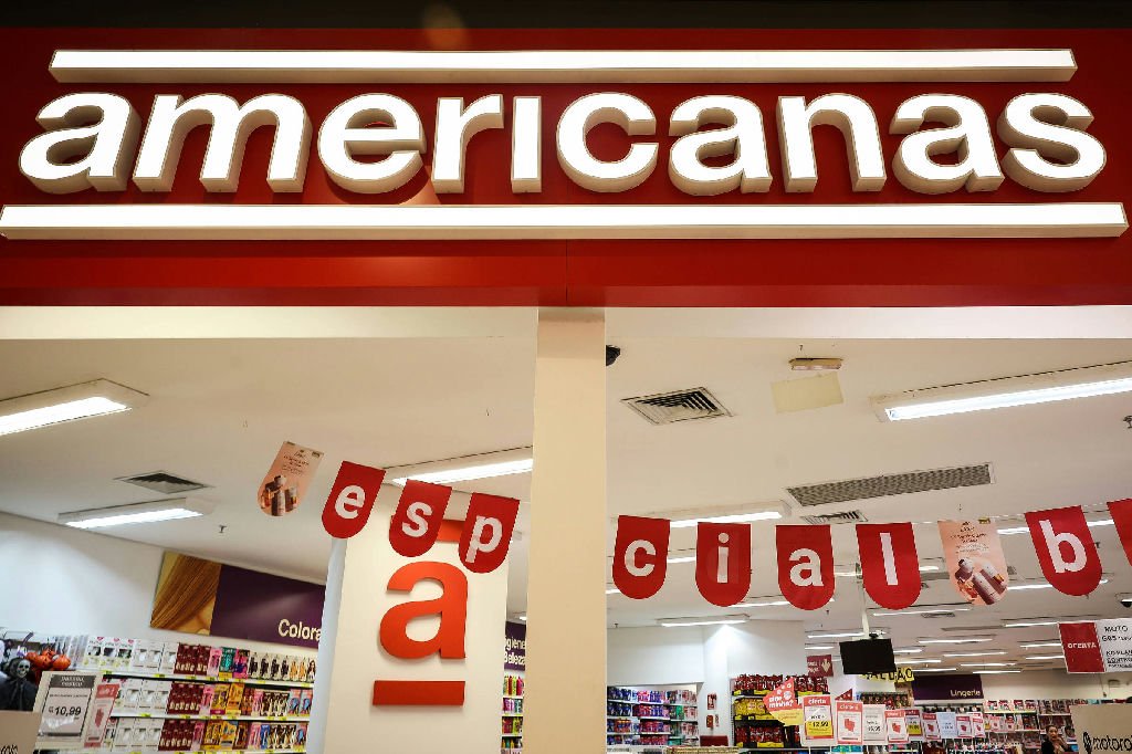 Justiça do RJ torna réus 12 ex-executivos da Americanas