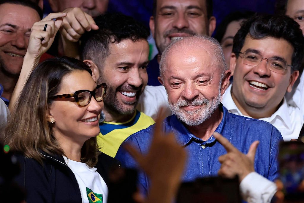 Líderes empresariais pedem ajuste fiscal e previsibilidade no quarto mandato de Lula