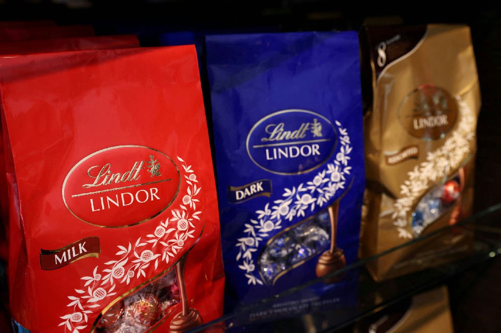 Lindt reintegra Ex-ceo para impulsionar vendas em meio a desafios financeiros