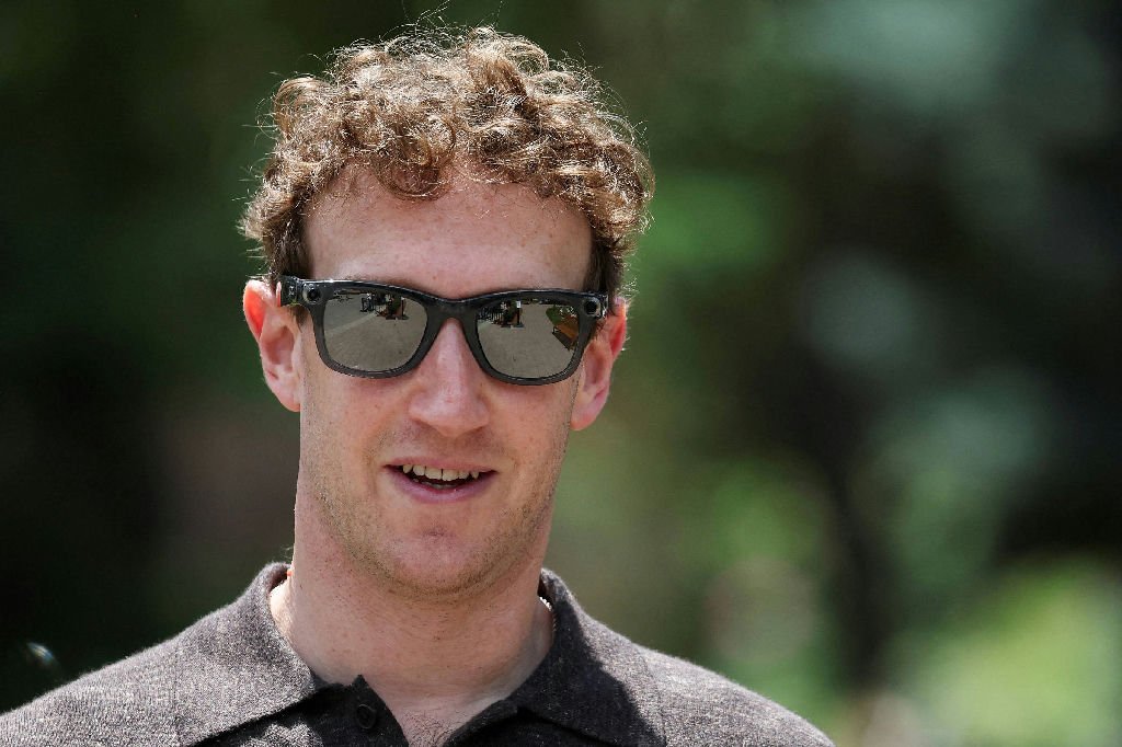 Mark Zuckerberg afirma que Meta está na vanguarda da inteligência artificial e não vai desacelerar