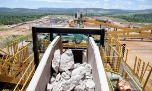 Minerais críticos e estratégicos geram 129 mil empregos no Brasil em 2025