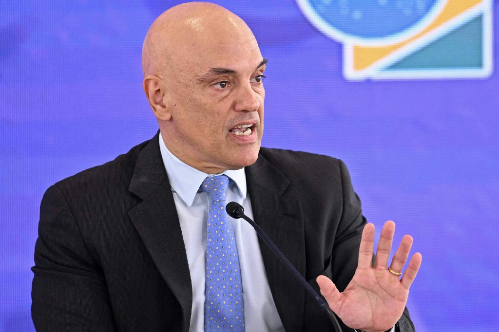 Moraes rejeita prorrogação do horário de votação em 2022 após blitze da PRF