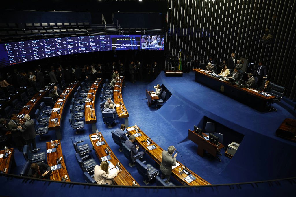 Oposição libera votos para PEC que extingue a escala 6x1