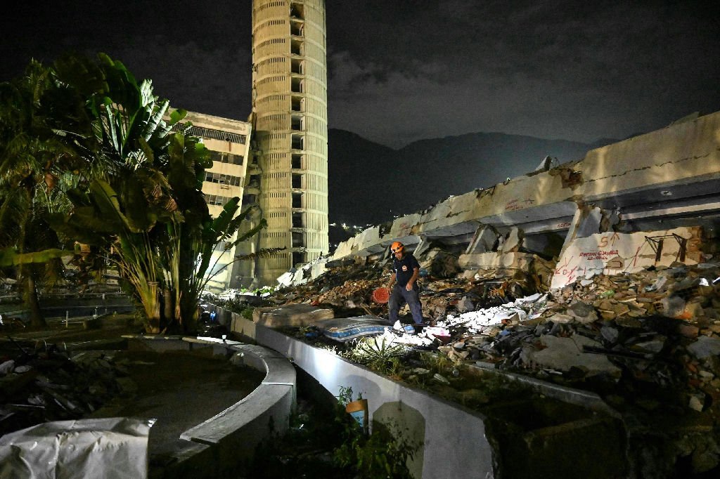 Organização cobra governo da Venezuela por atualização de dados sobre mortos e desaparecidos após terremotos
