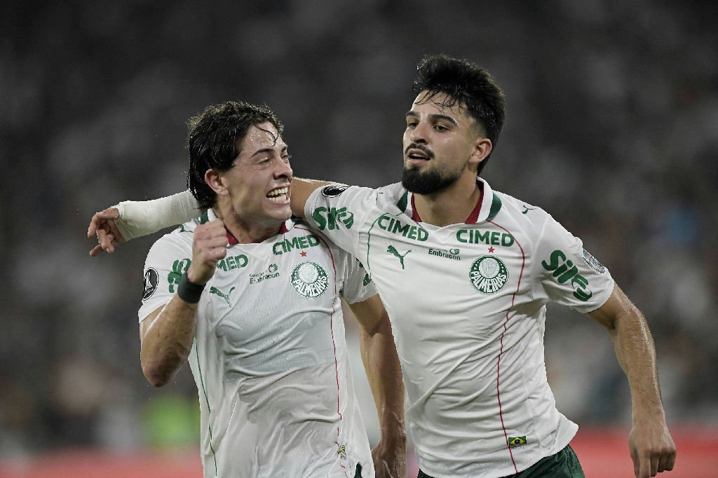 Palmeiras supera Fluminense no Maracanã e se aproxima da final da Libertadores