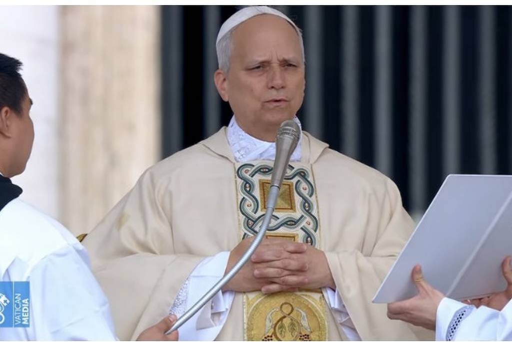 Papa Leão 14 passa segunda noite tranquila em hospital de Roma após cirurgia