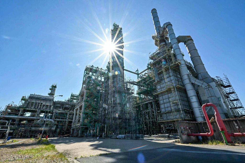Petroleiras veem oportunidades nas reservas do Oriente Médio apesar da guerra