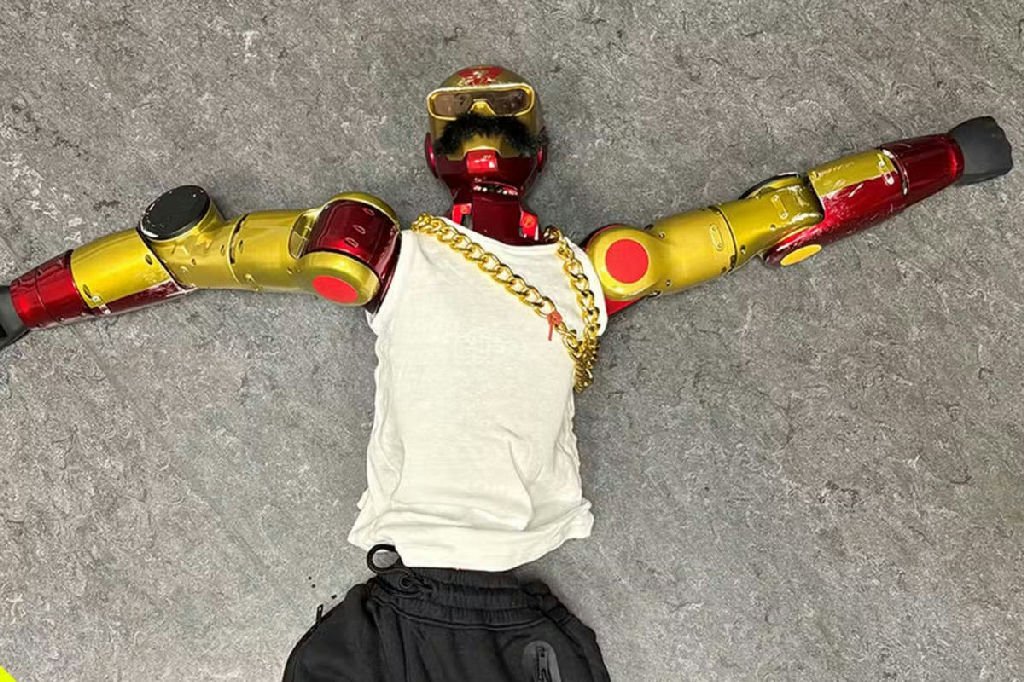 Polícia da Alemanha investiga assédio sexual envolvendo robô humanoide