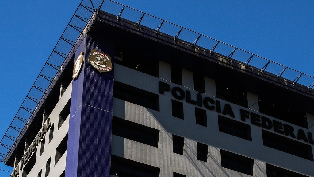 Polícia Federal apreende R$ 520 mil em dinheiro vivo durante primeiro turno das eleições