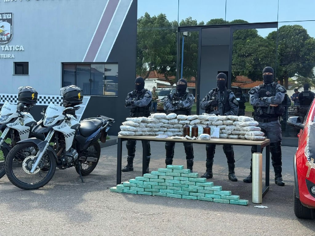 Polícia Militar apreende 110 tabletes de drogas e causa prejuízo de R$ 2,5 milhões ao tráfico