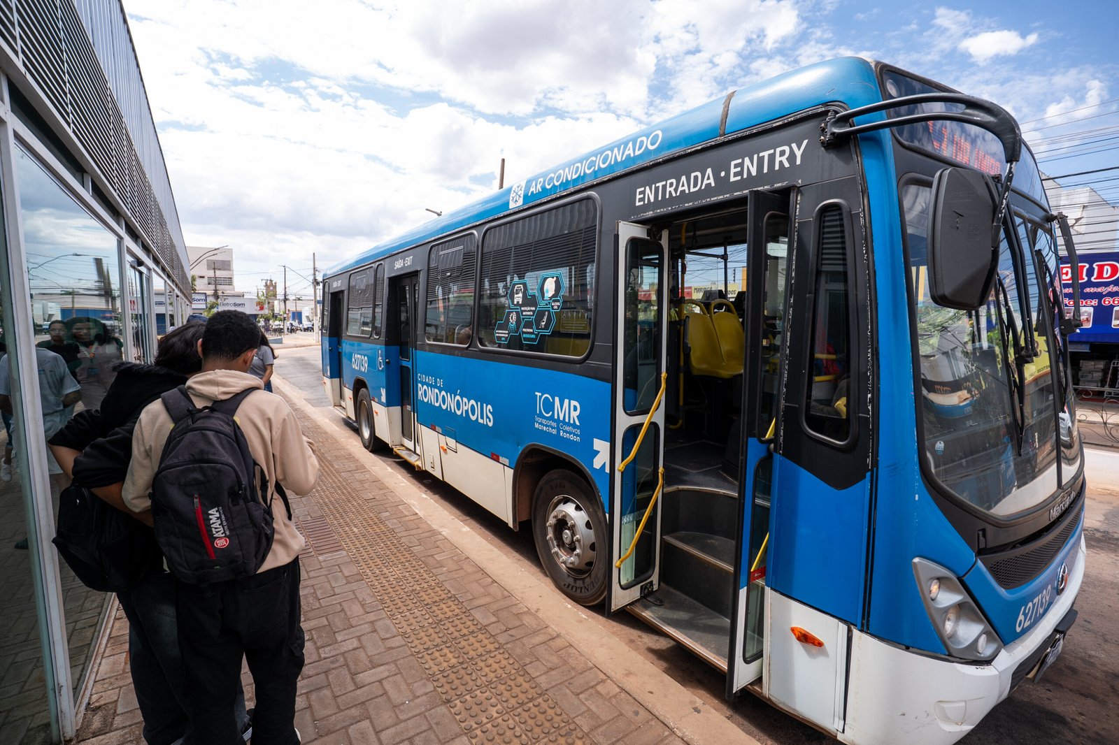 Prefeitura de Rondonópolis oferece transporte gratuito no dia das eleições